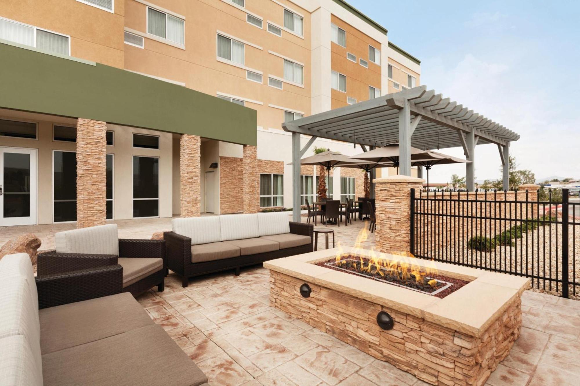 Courtyard By Marriott El Paso East/I-10 Hotel Екстериор снимка