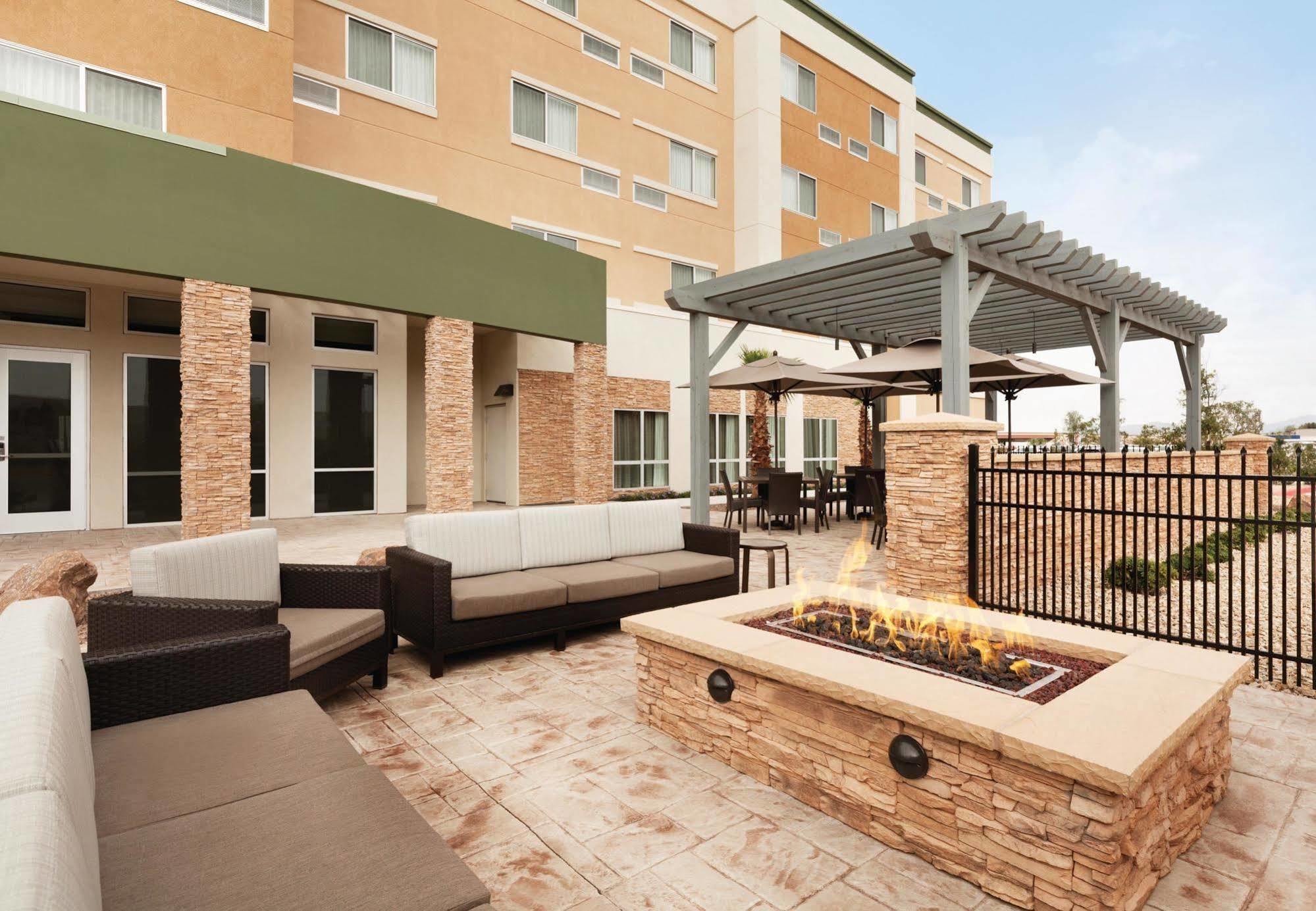 Courtyard By Marriott El Paso East/I-10 Hotel Екстериор снимка